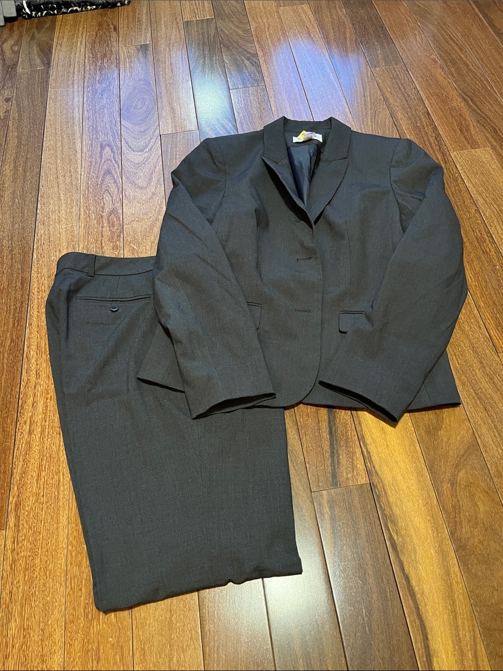 Women's Charcoal Two-Piece Pantsuit Jacket and Trousers
